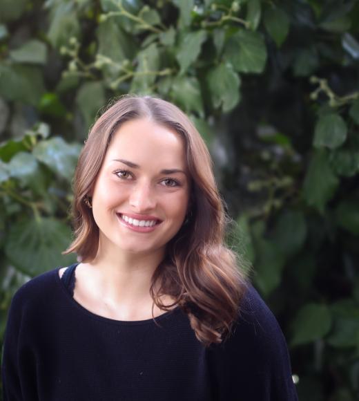 Color Headshot of Rachael Kee.